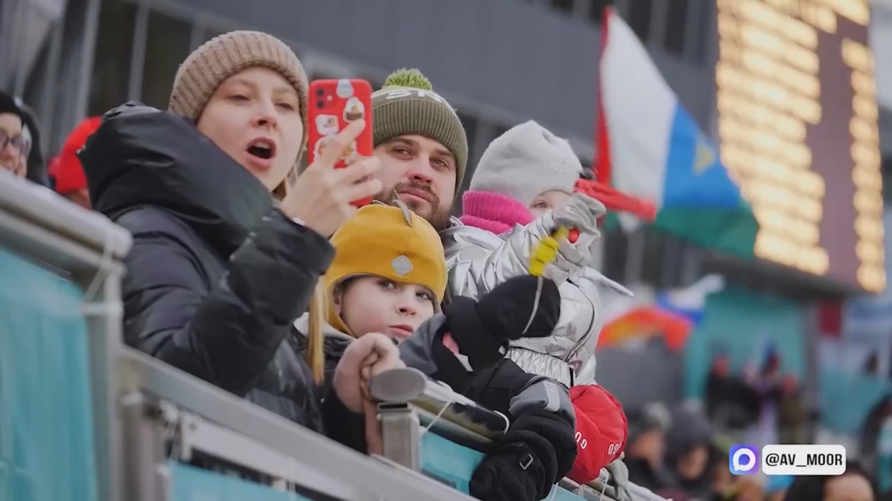 скриншот видео из канала Max Александра Моора